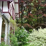 La Du Bois Dormant Bed & Breakfast Spa