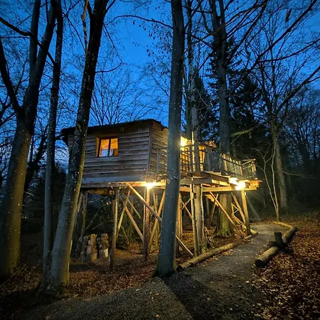 La Du Bois Dormant Bed & Breakfast