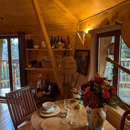 La Du Bois Dormant 3*