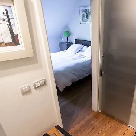 La Du Bois Dormant 3*